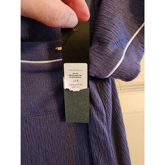 BCBGmaximara NWT sleepshirt size small navy - Picture 5 of 9